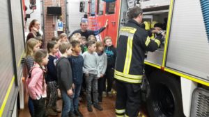 Besuch der Grundschulen / Dezember 2016
