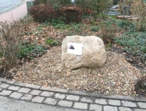 Gedenkstein feierlich eingeweiht / 26.01.2018