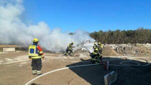 Brand einer Brechmaschine / 07.02.2023