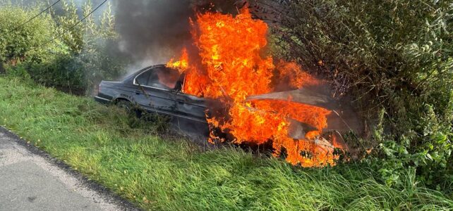 PKW-Brand nach VU / 03.10.2023