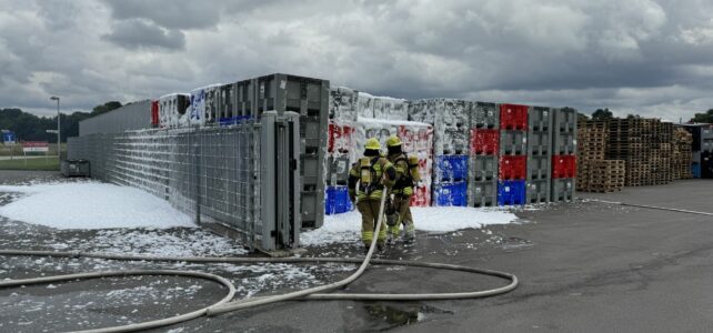 Brand von Batteriebehältern / 13.07.2024